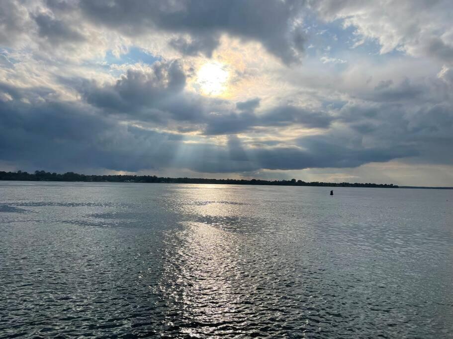 Buffalo'S River Den Zewnętrze zdjęcie